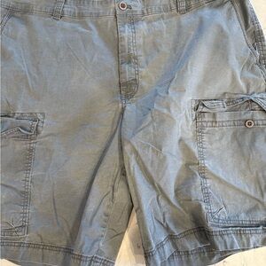 Izod Men's Slate Cargo Shorts